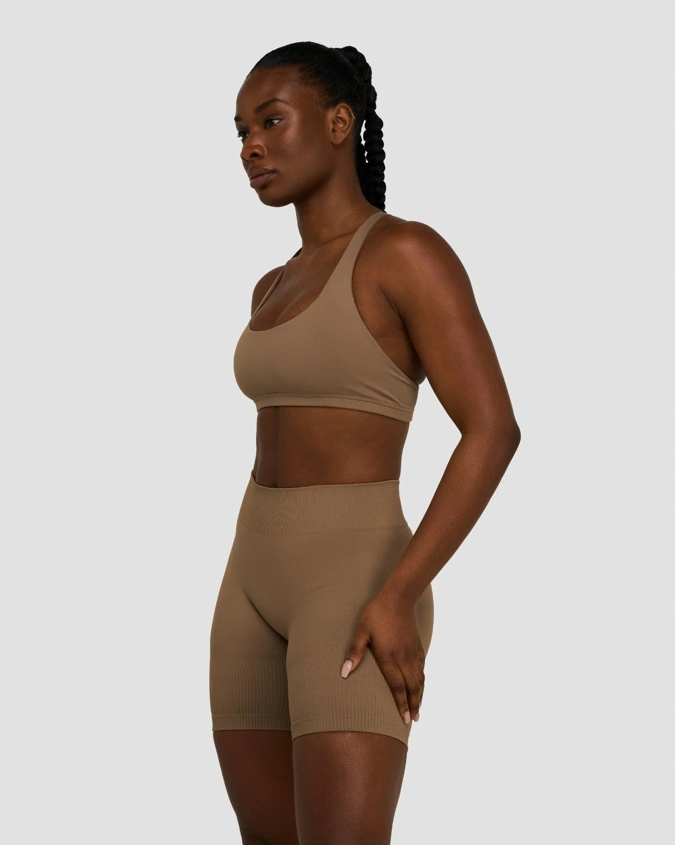 Elevate™ Sculpting Medium Impact Multiway Bra | Toffee - Image 3