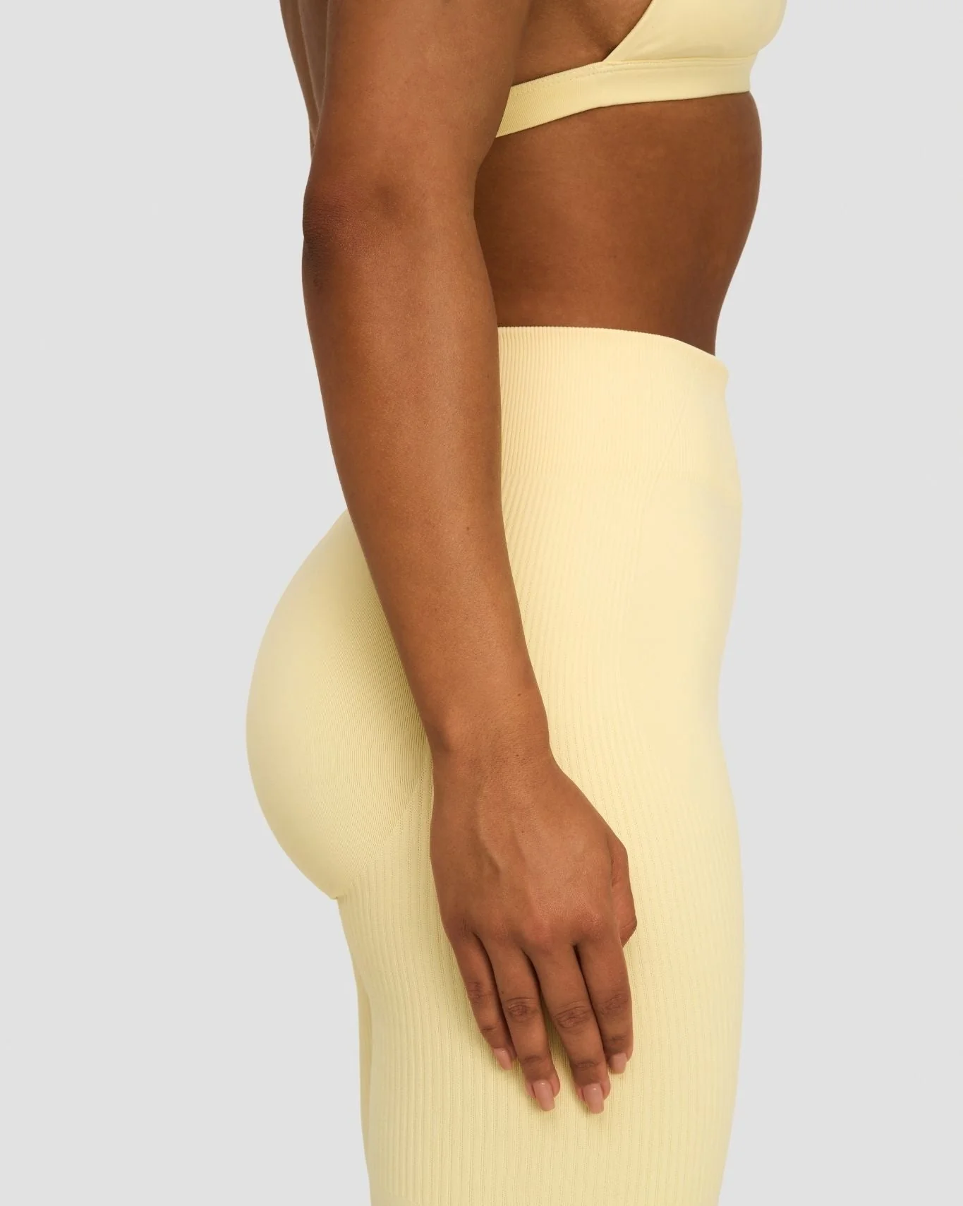 Elevate™ Sculpting Mid Waist Scrunch Leggings | Golden Butter - Image 6
