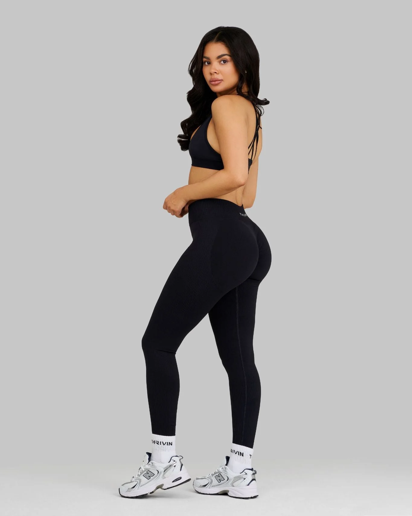 Elevate™ Sculpting Mid Waist Scrunch Leggings | Night Black - Image 5