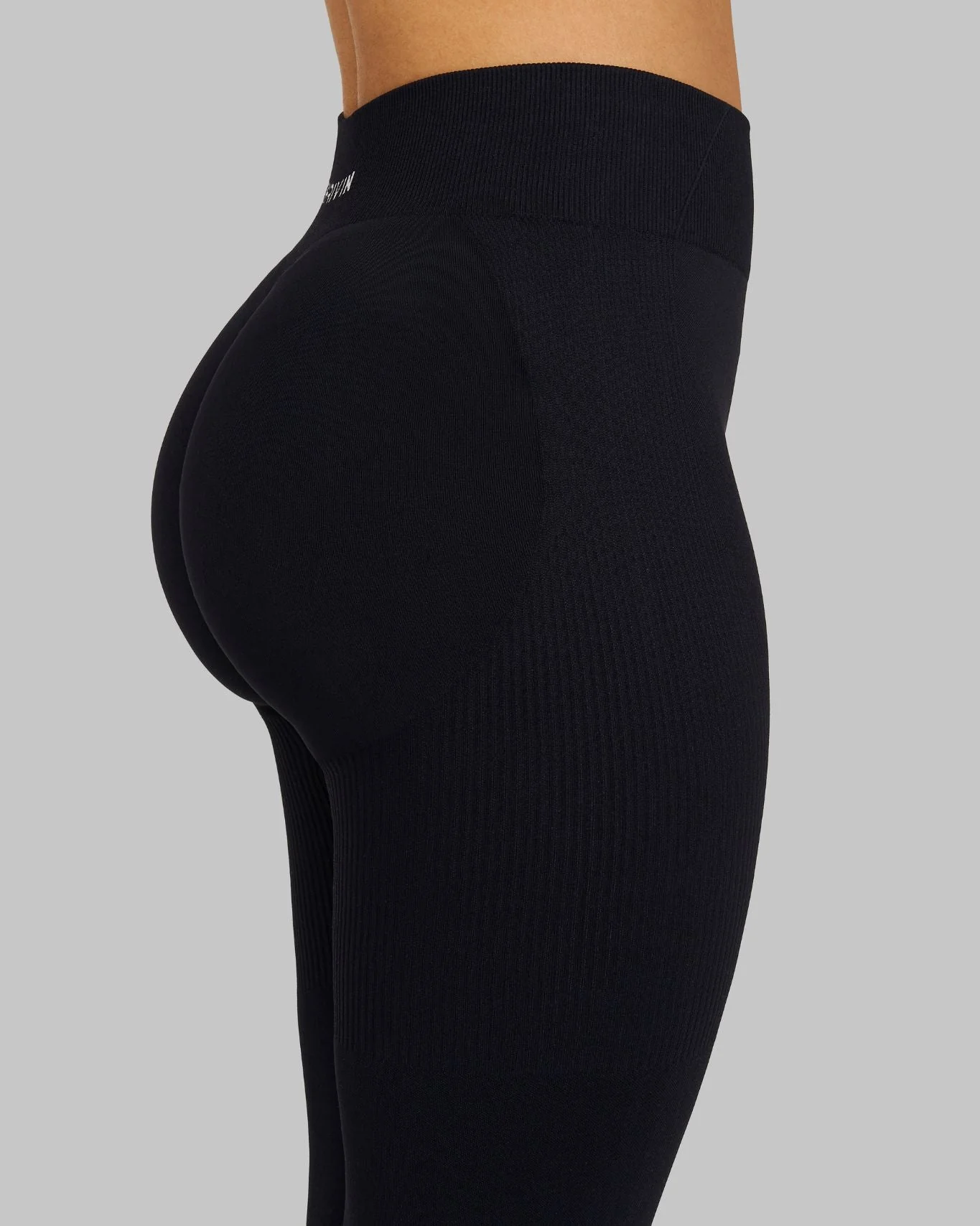 Elevate™ Sculpting Mid Waist Scrunch Leggings | Night Black - Image 6