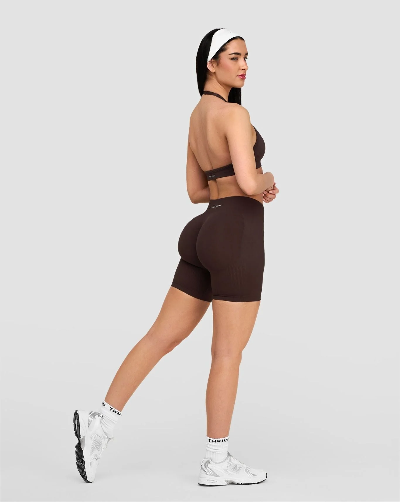 Elevate™ Sculpting Mid Waist Scrunch Shorts | Coffee - Image 4