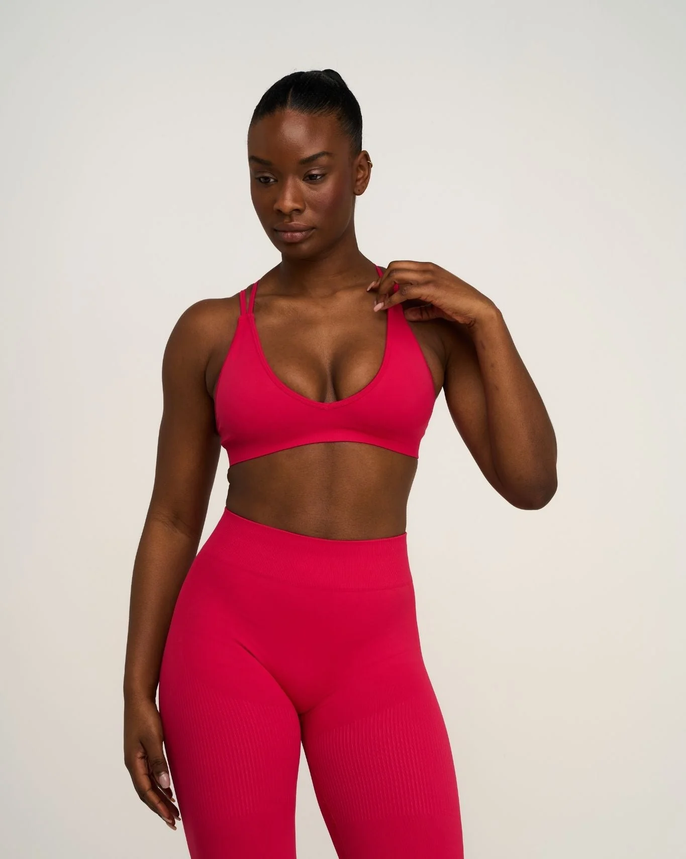 Elevate™ Sculpting Seamless High Apex Bra | Strawberry - Image 3