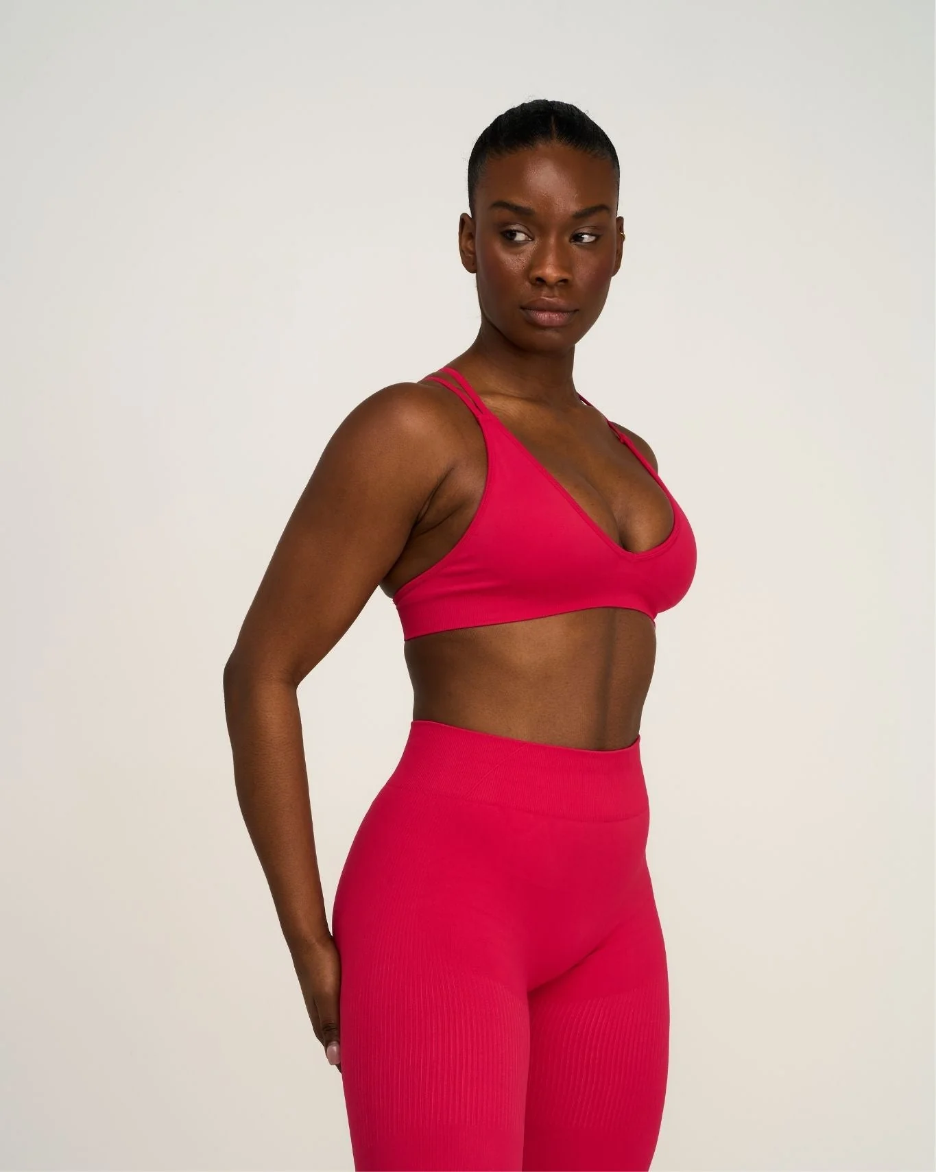 Elevate™ Sculpting Seamless High Apex Bra | Strawberry - Image 4