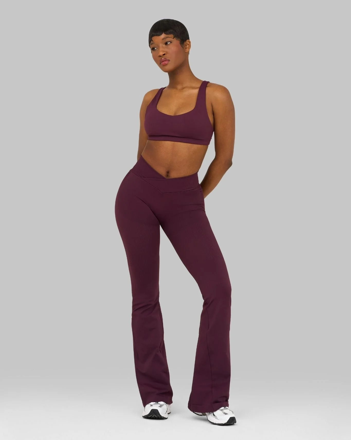 Elevate™ Sculpting Mid V-Waist Scrunch Flare | Winter Plum - Image 3