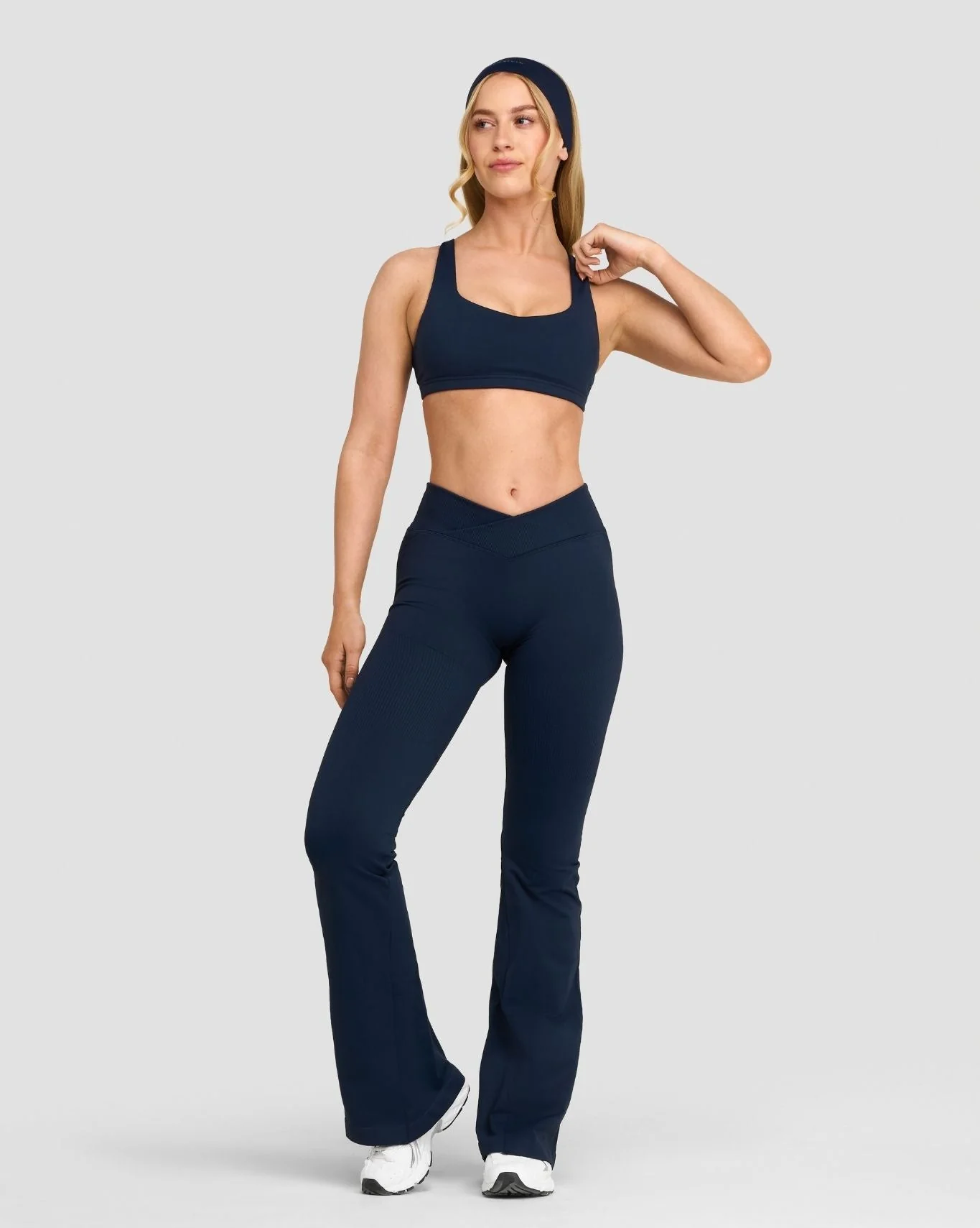 Elevate™ Sculpting Mid V-Waist Scrunch Flare | Midnight Navy - Image 3