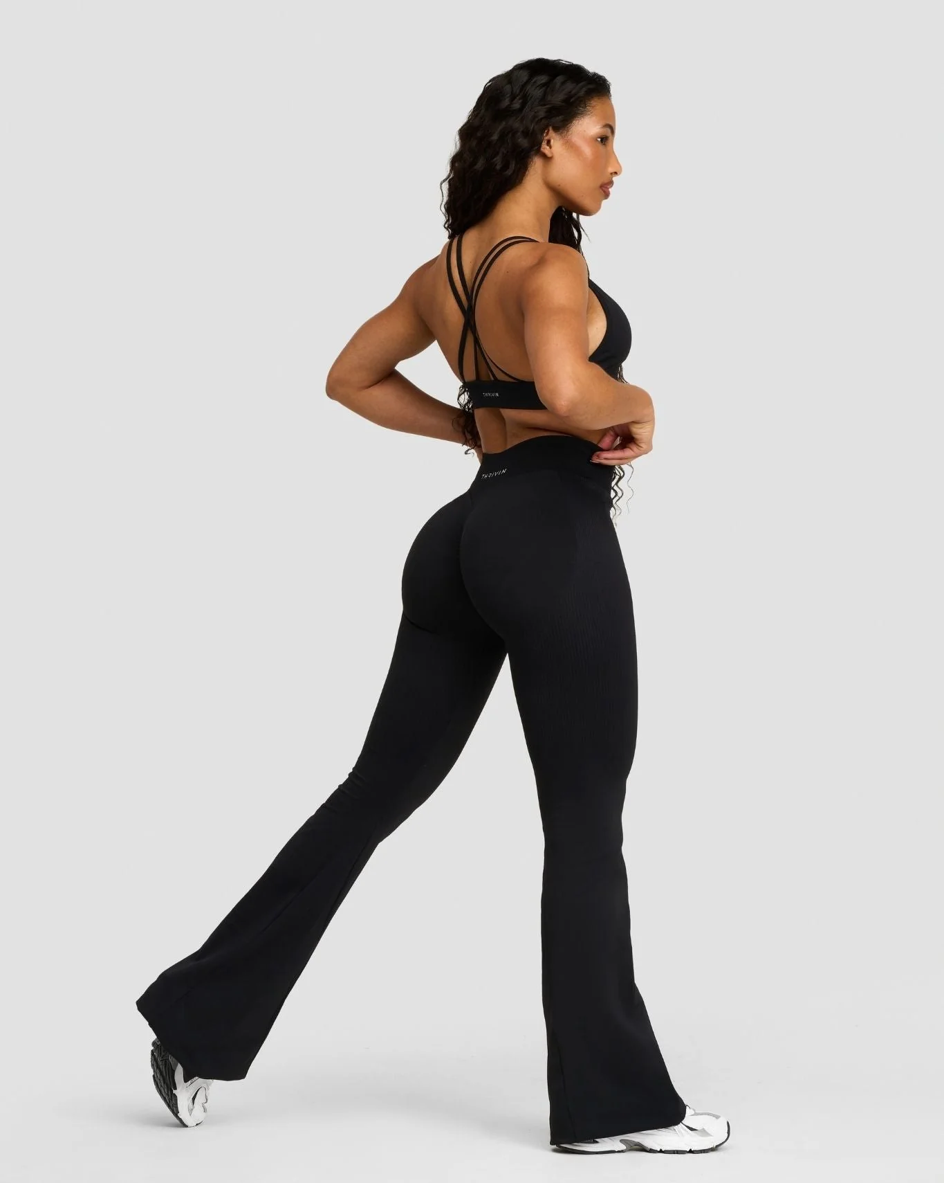 Elevate™ Sculpting Mid V-Waist Scrunch Flare | Night Black - Image 4