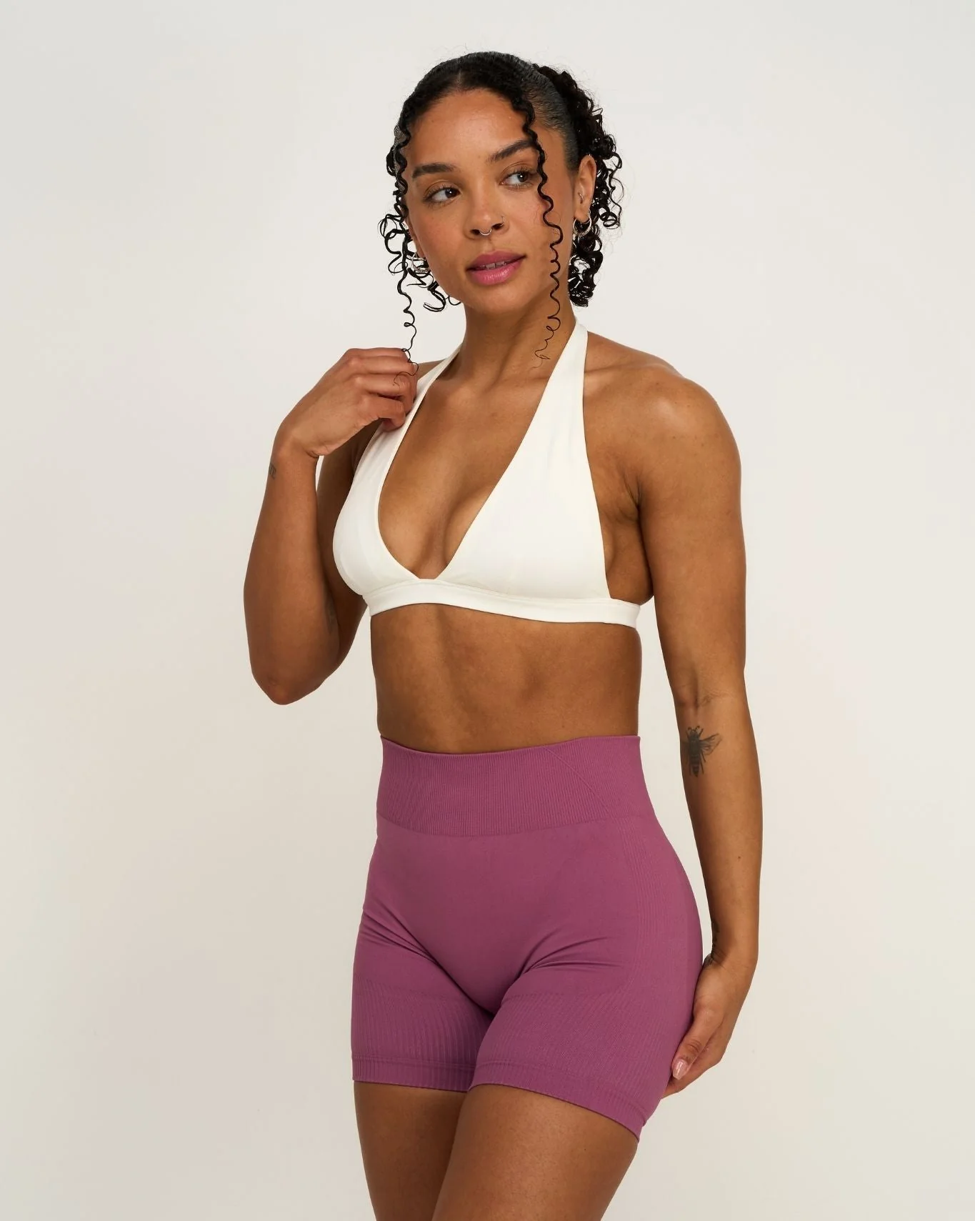 Elevate™ Sculpting Seamless V-Neck Halter Bra | Cream - Image 4