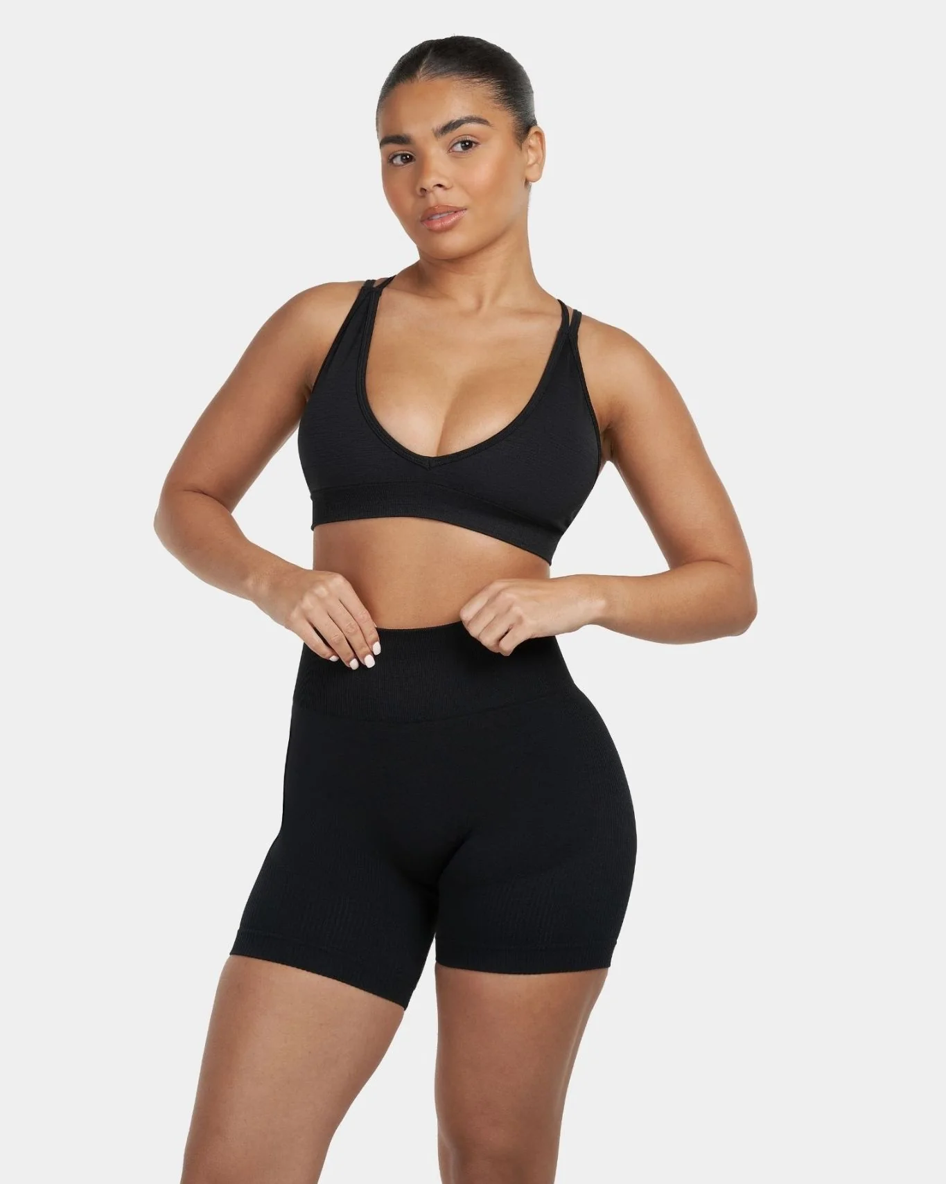 V-Neck Sculpt Seamless Bra | Night Black - Image 5